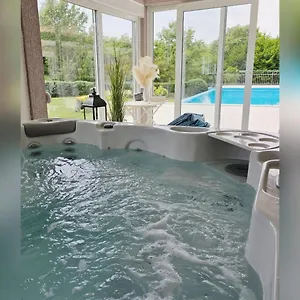 https://villa-heaven-green.in-istria.net